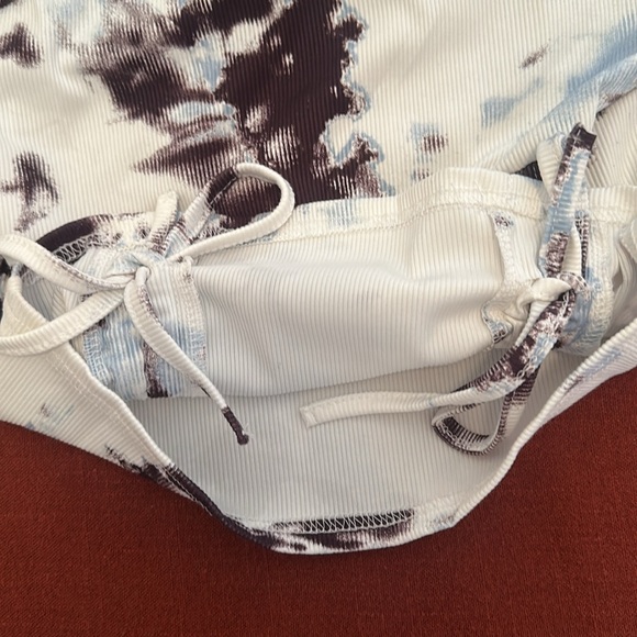 CIDER tie dye long sleeve crop top - Picture 3 of 5